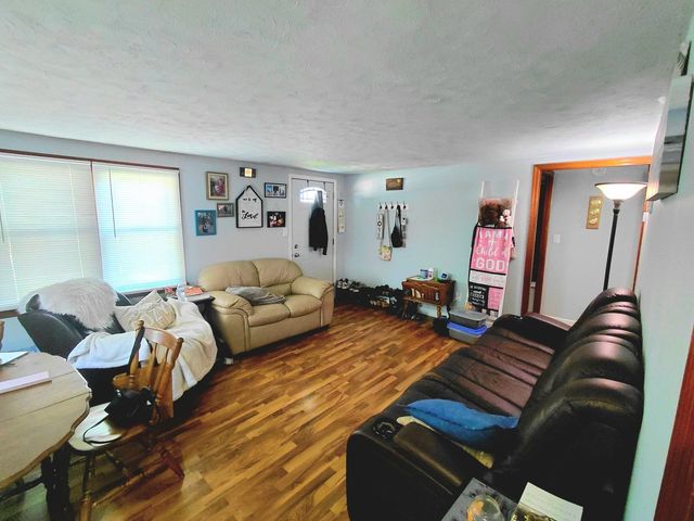 415 S Van Buren Street, Batavia, IL 60510
