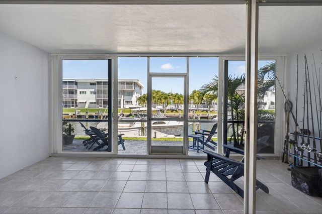 121 Wettaw Lane 112, North Palm Beach, FL 33408
