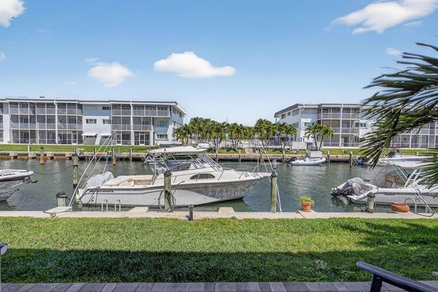 121 Wettaw Lane 112, North Palm Beach, FL 33408