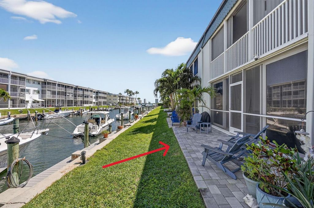 121 Wettaw Lane 112, North Palm Beach, FL 33408