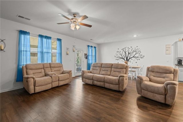 134 Farmers Way, Perry, GA 31069