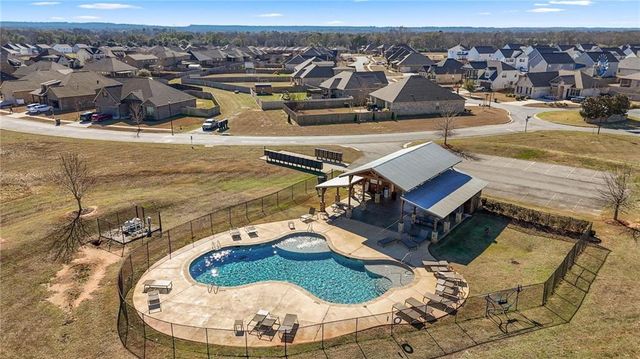 134 Farmers Way, Perry, GA 31069