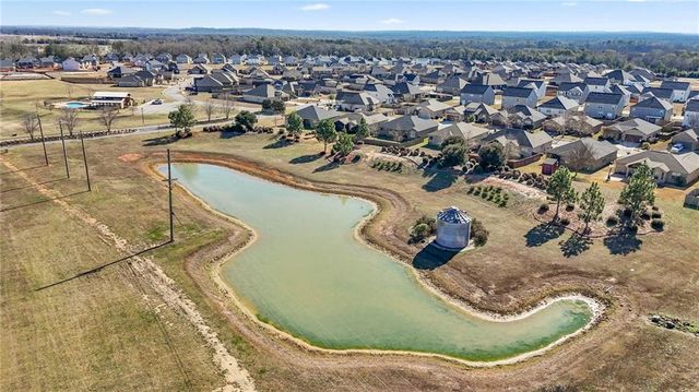 134 Farmers Way, Perry, GA 31069