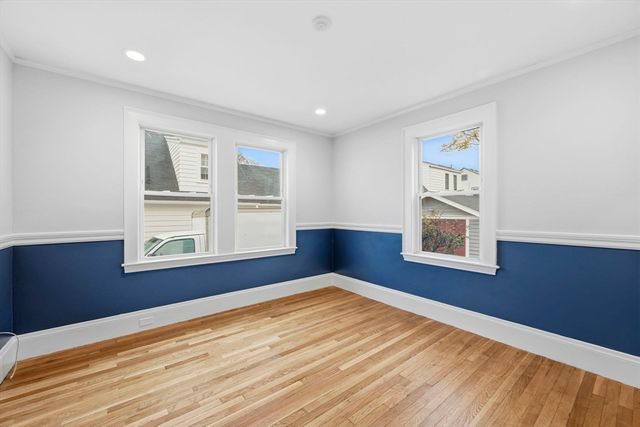 34 Lafayette St, Marblehead, MA 01945