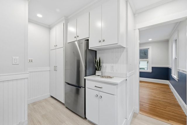 34 Lafayette St, Marblehead, MA 01945