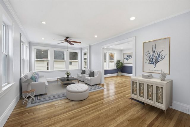 34 Lafayette St, Marblehead, MA 01945