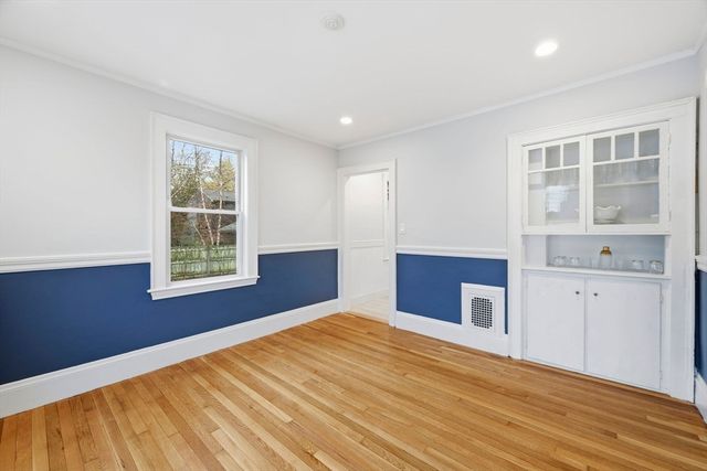 34 Lafayette St, Marblehead, MA 01945