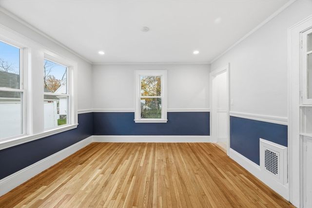 34 Lafayette St, Marblehead, MA 01945