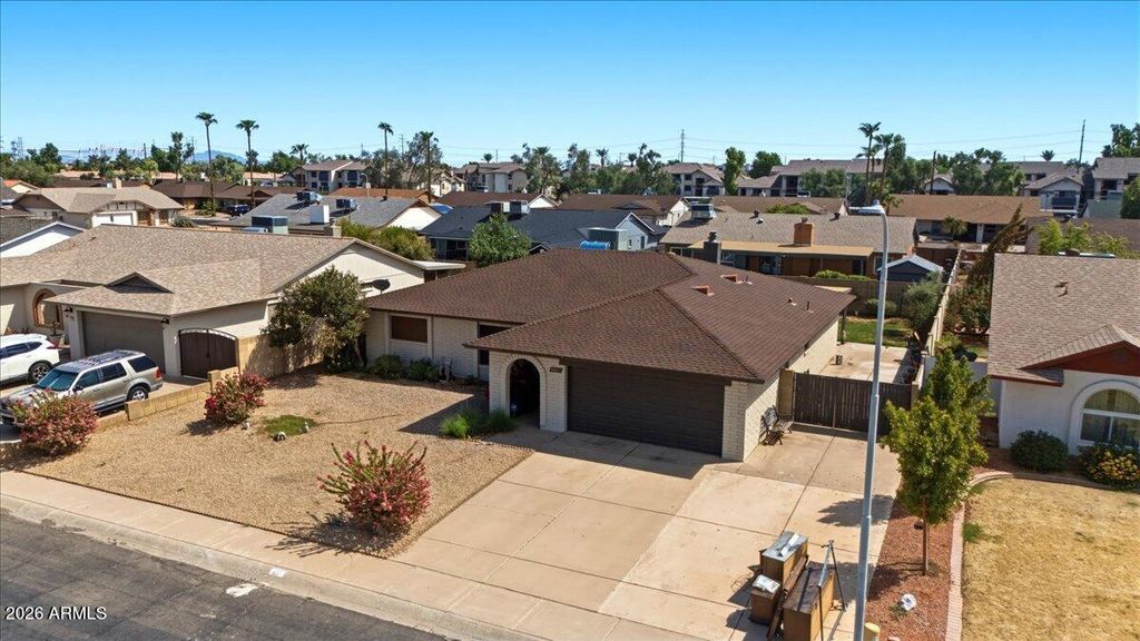 811 W REDFIELD Road W, Tempe, AZ 85283 — photo 3