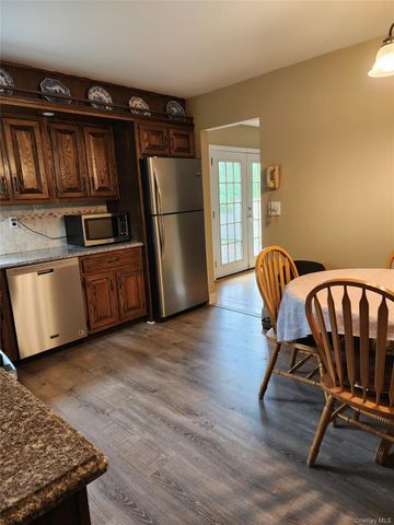 46 Cortlandt Road, Mahopac, NY 10541