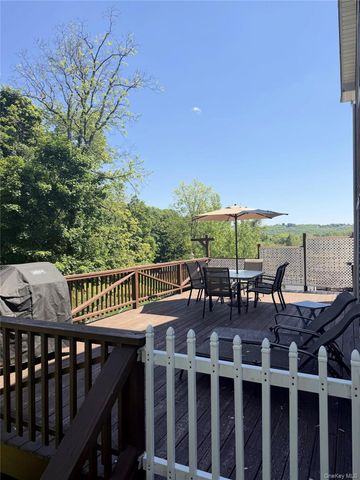 46 Cortlandt Road, Mahopac, NY 10541
