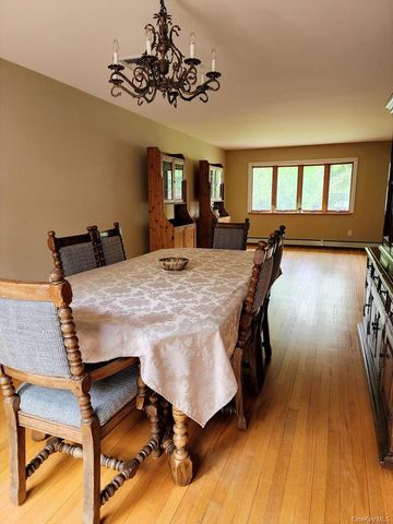 46 Cortlandt Road, Mahopac, NY 10541
