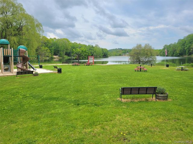 46 Cortlandt Road, Mahopac, NY 10541