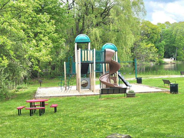 46 Cortlandt Road, Mahopac, NY 10541