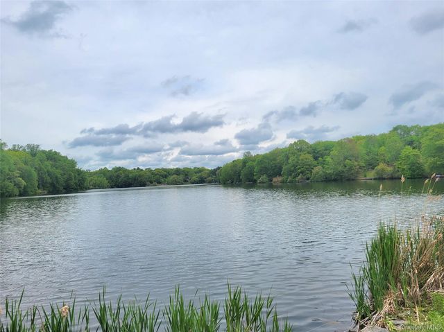 46 Cortlandt Road, Mahopac, NY 10541