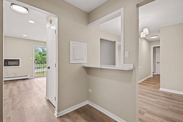 17975 Amherst Court 203, Country Club Hills, IL 60478