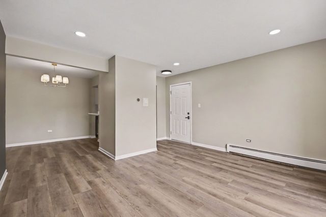 17975 Amherst Court 203, Country Club Hills, IL 60478