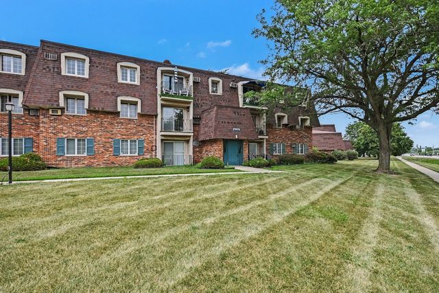 17975 Amherst Court 203, Country Club Hills, IL 60478