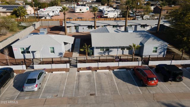 206 E Jones Avenue 11SH, Phoenix, AZ 85040