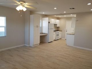 206 E Jones Avenue 11SH, Phoenix, AZ 85040