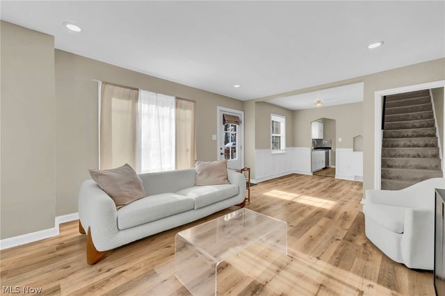 926 Winton Avenue, Akron, OH 44320