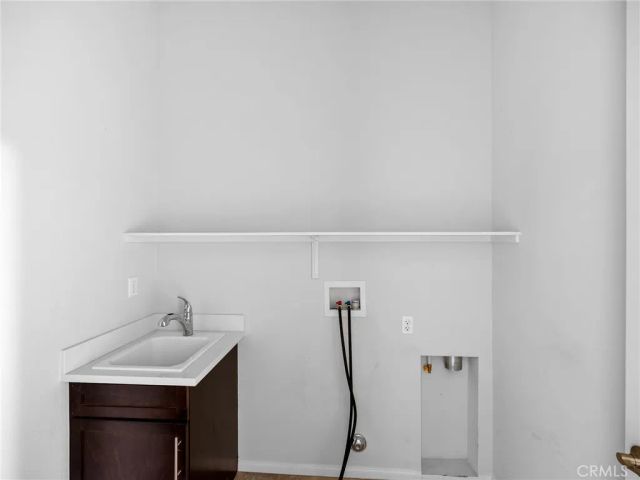 19255 Castana Street, Apple Valley, CA 92308