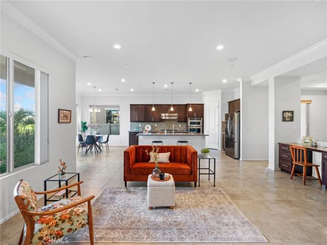 19255 Castana Street, Apple Valley, CA 92308