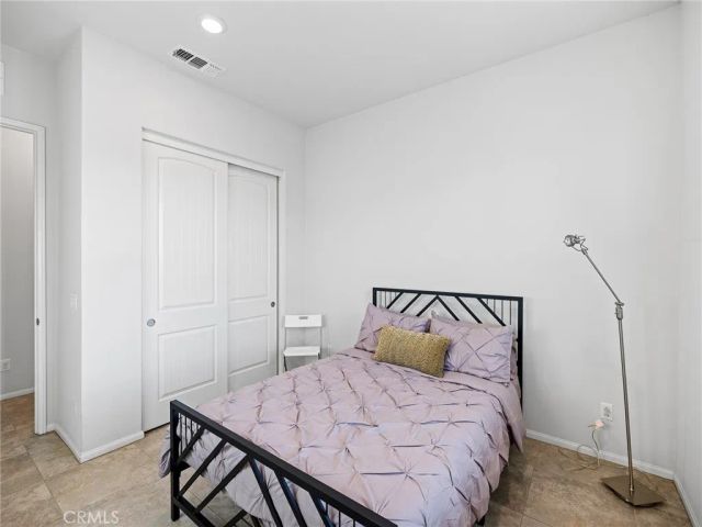 19255 Castana Street, Apple Valley, CA 92308