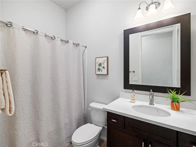 19255 Castana Street, Apple Valley, CA 92308