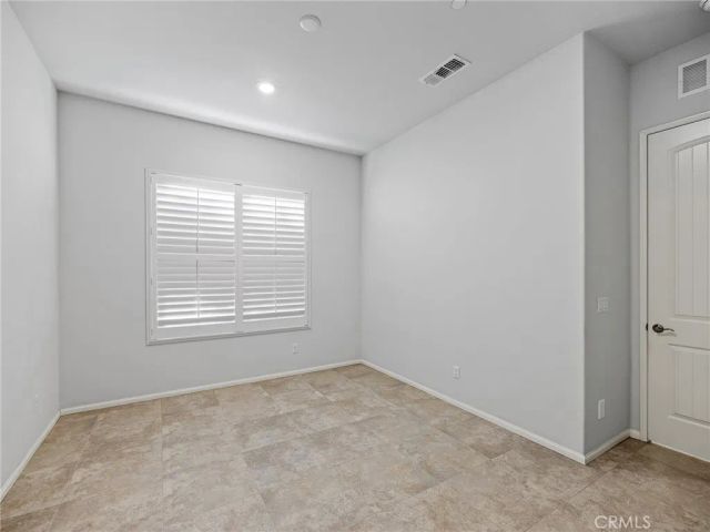 19255 Castana Street, Apple Valley, CA 92308