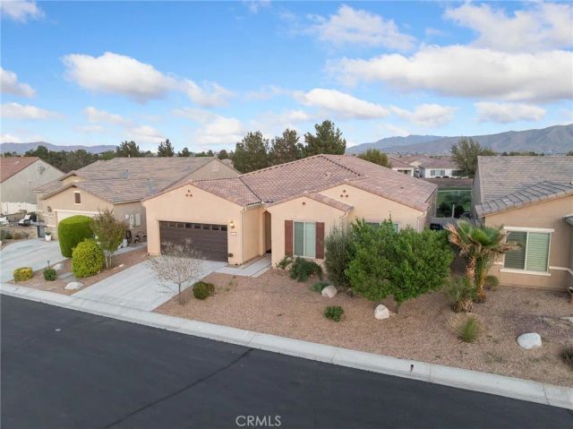 19255 Castana Street, Apple Valley, CA 92308
