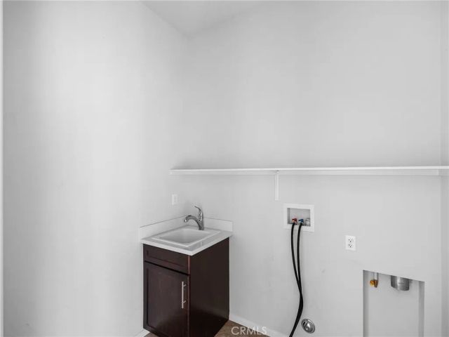 19255 Castana Street, Apple Valley, CA 92308