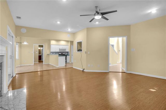 1096 Meadow Grove TRL, Virginia Beach, VA 23455