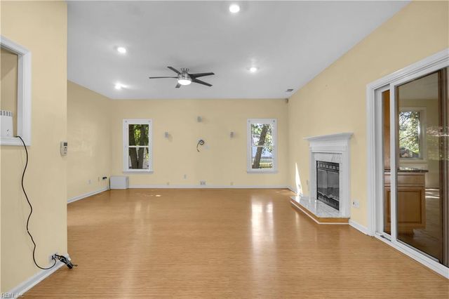 1096 Meadow Grove TRL, Virginia Beach, VA 23455