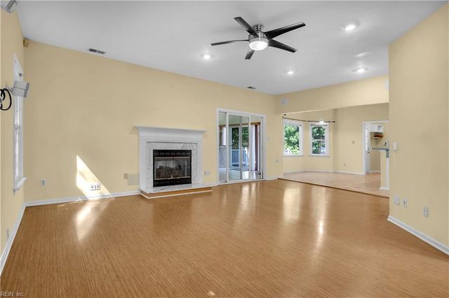 1096 Meadow Grove TRL, Virginia Beach, VA 23455