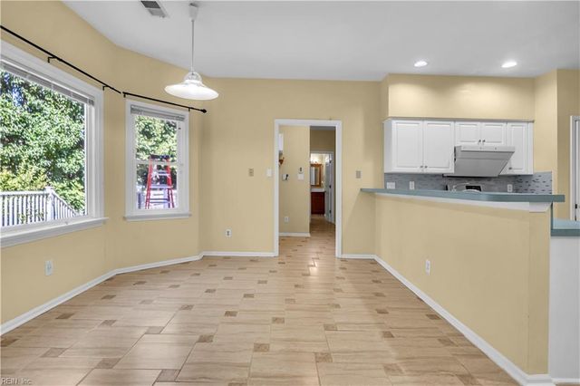 1096 Meadow Grove TRL, Virginia Beach, VA 23455