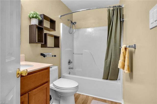 1096 Meadow Grove TRL, Virginia Beach, VA 23455