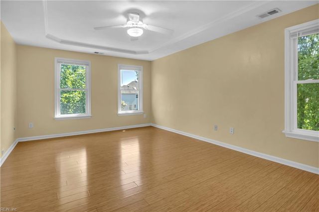 1096 Meadow Grove TRL, Virginia Beach, VA 23455
