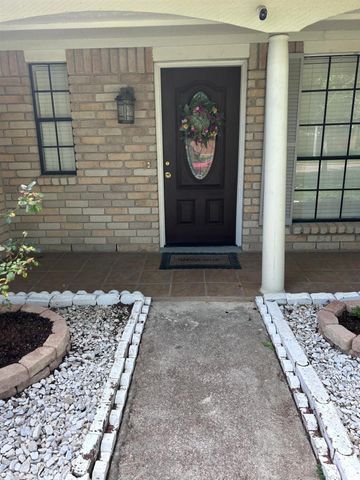 3110 Settlers Way Boulevard, Sugar Land, TX 77479