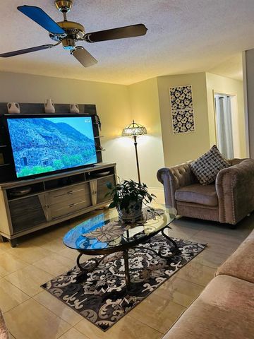 3110 Settlers Way Boulevard, Sugar Land, TX 77479