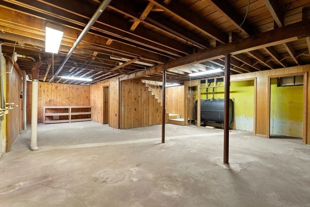 24 Hillside Avenue, Holbrook, MA 02343