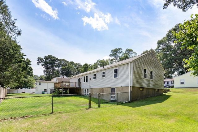 24 Hillside Avenue, Holbrook, MA 02343