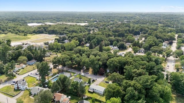 24 Hillside Avenue, Holbrook, MA 02343