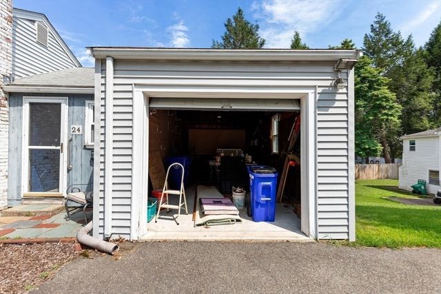 24 Hillside Avenue, Holbrook, MA 02343