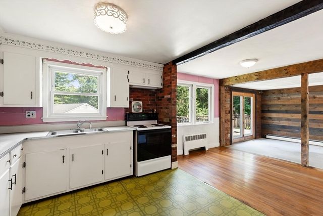 24 Hillside Avenue, Holbrook, MA 02343
