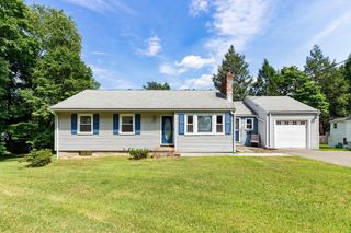 24 Hillside Avenue, Holbrook, MA 02343
