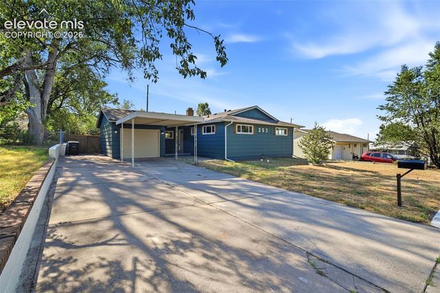 253 Everett Drive, Colorado Springs, CO 80911