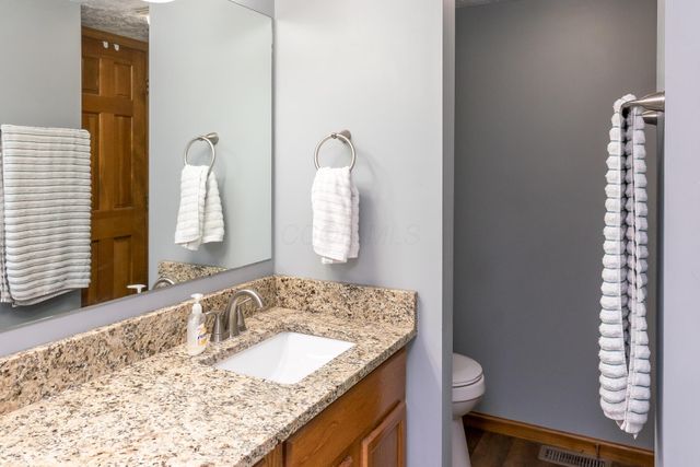 492 Rambling Brook Drive, Pickerington, OH 43147
