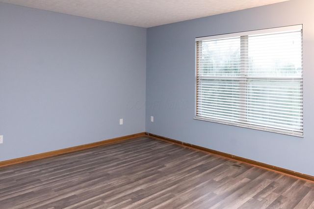 492 Rambling Brook Drive, Pickerington, OH 43147