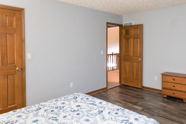 492 Rambling Brook Drive, Pickerington, OH 43147